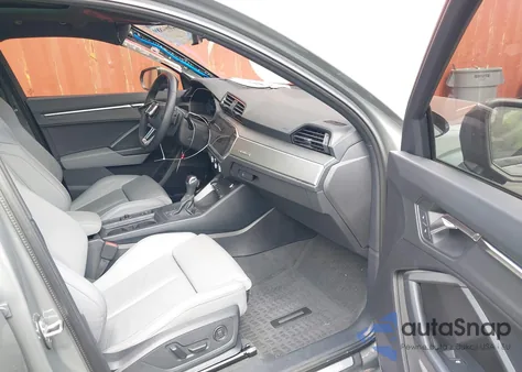 2023 Audi Q3 Premium 45 Tfsi S Line Quattro Tiptronic z USA, uszkodzony, nr VIN WA1DECF34P1150360